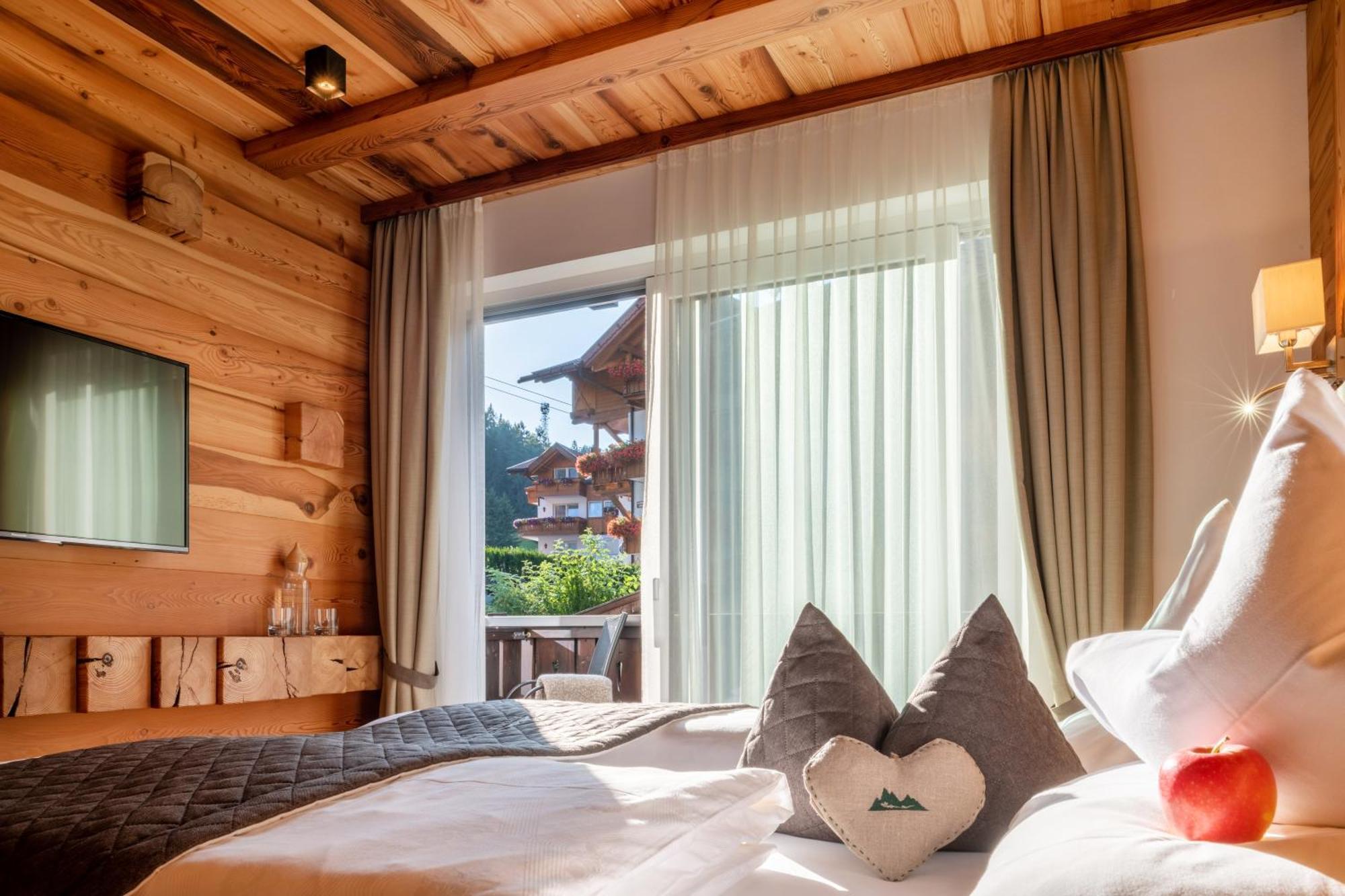 Chalet Elisabeth Dolomites Alpin & Charme Selva di Val Gardena Zewnętrze zdjęcie
